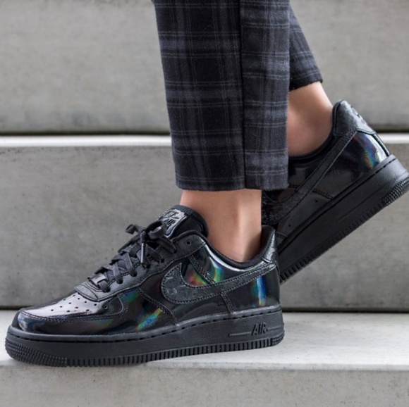 Nike Shoes - NEW Nike Air Force 1 '07 LX